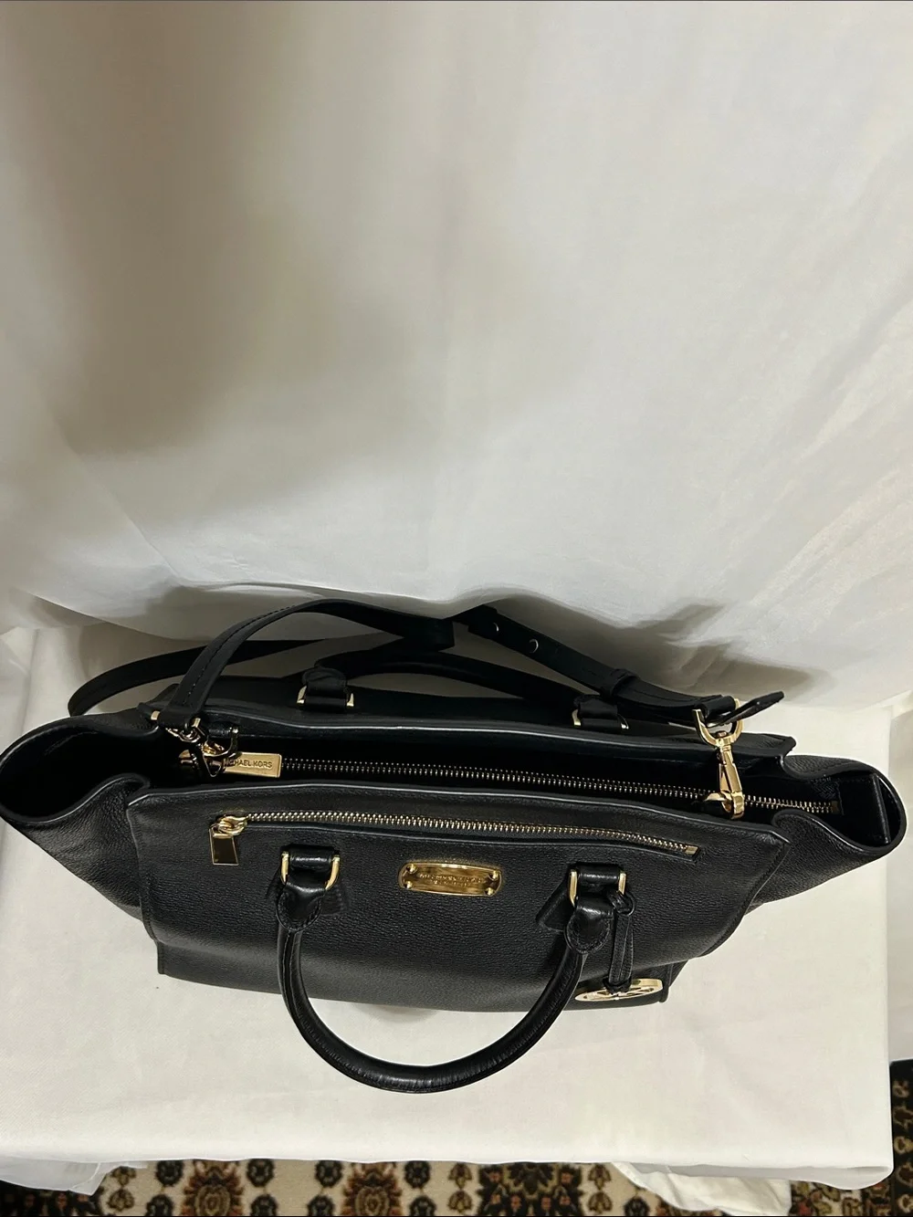 Michael Kors Large Sophie Satchel Bag In Black